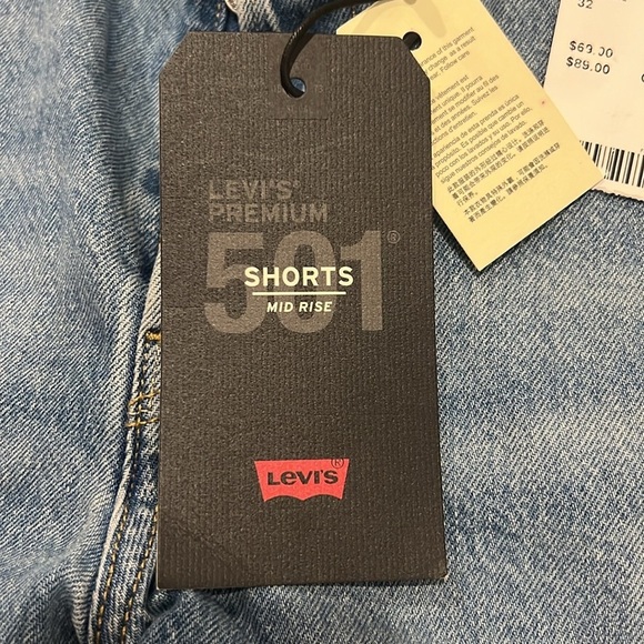 Levi’s premium 501 midrise denim distressed jean shorts size 32 NWT - Picture 5 of 9